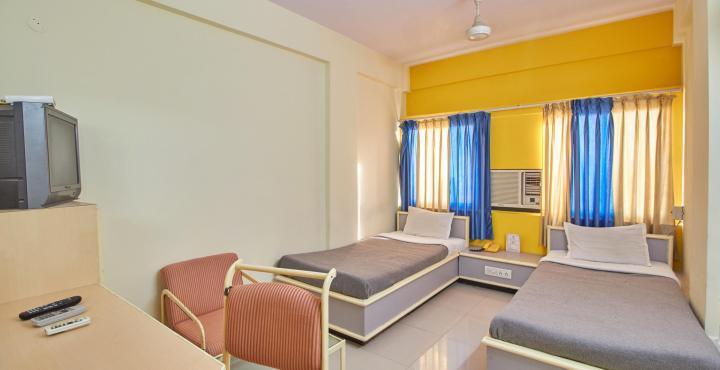 Hotel Aditya Rajkot Exterior foto